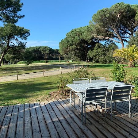 Les Salines Boyardville - Appart'Hotel Saint-Pierre-d'Oleron Bagian luar foto